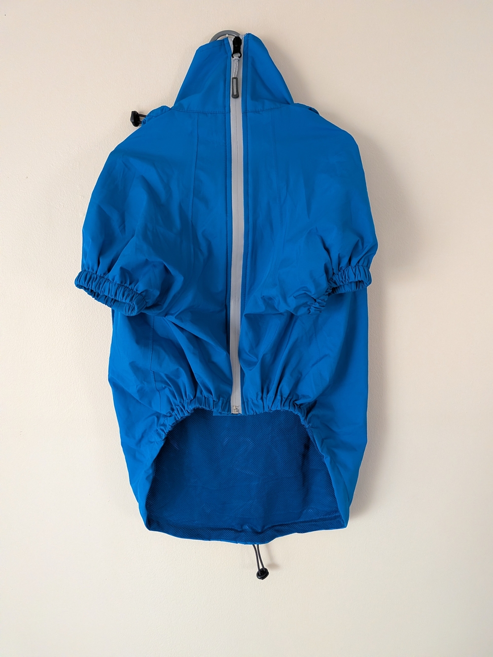 NWOT Lightweight Waterproof Blue Dog Rain Jacket with Reflective Zip